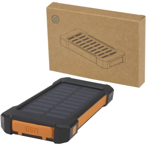Batterie de secours solaire Altair robuste de 5 000 mAh et 10 W en plastique recyclé avec lampe de poche intégrée – Noir